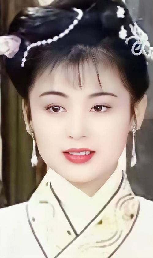 深入解析跟女生聊天找不到话题底层架构_高并发处理与分布式节点部署策略 小仙女破解版直播